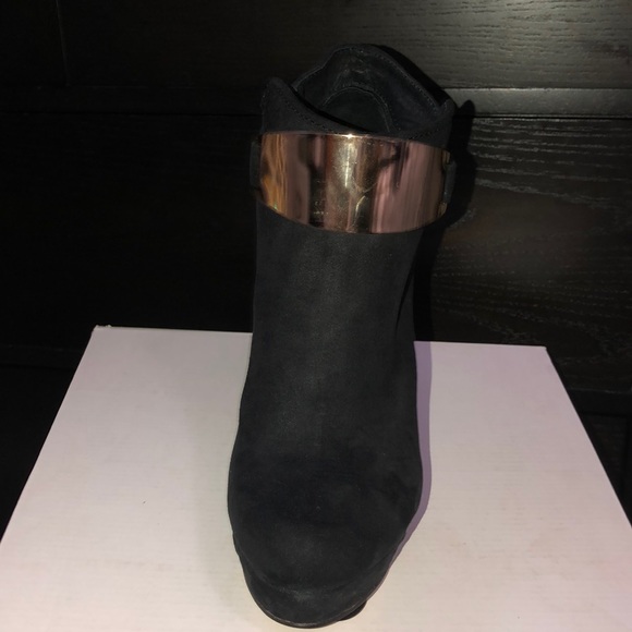 Booties - Picture 1 of 4